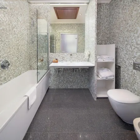 Park & 5* Poznań
