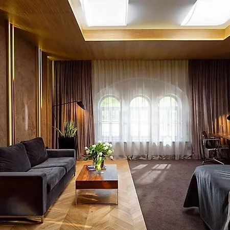 Park & Hotel 5*